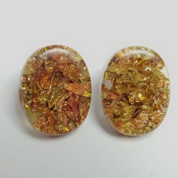 Vintage Oval Acrylic Clip On Earrings, Gold Tone Flake, Retro Estate - Picture 1 of 6